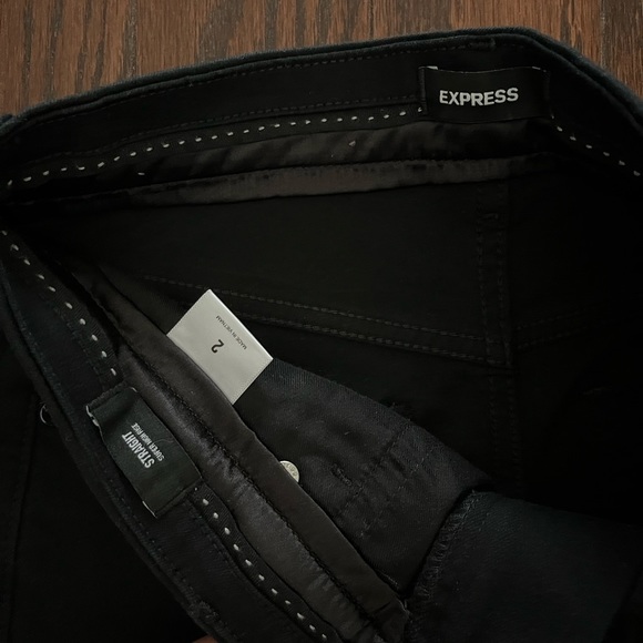 Express Super High Rise Straight Jeans - Picture 3 of 3